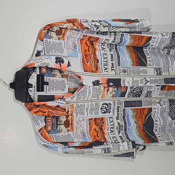 {No Boundaries} Men's Print Button Up Shirt with Short Sleeves - Picture 6 of 16